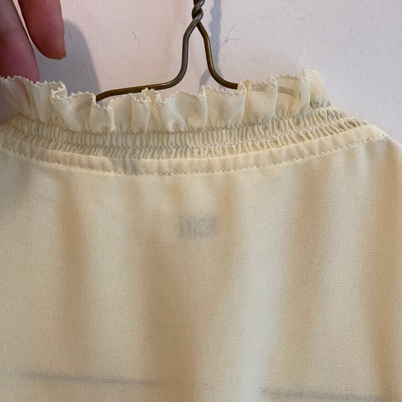 Aritzia Babaton Fiji Blouse in “Butter Yellow” - Picture 6 of 9